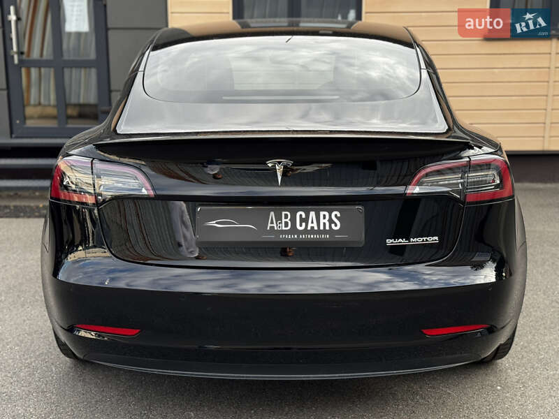 Седан Tesla Model 3 2021 в Киеве фото 30 Седан Tesla Model 3 2021 в Киеве