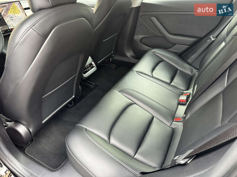 Седан Tesla Model 3 2021 в Киеве фото 37 Седан Tesla Model 3 2021 в Киеве