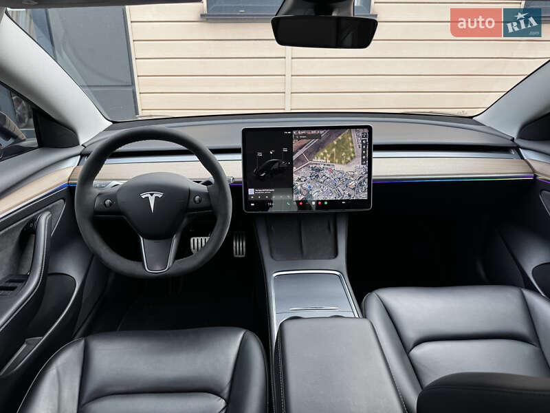 Седан Tesla Model 3 2021 в Киеве фото 40 Седан Tesla Model 3 2021 в Киеве