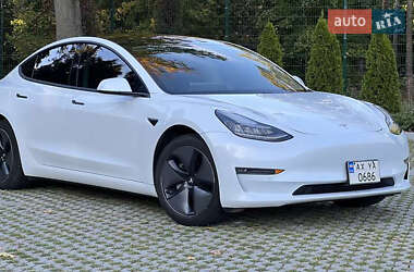Седан Tesla Model 3 2018 в 