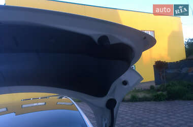 Седан Tesla Model 3 2023 в 