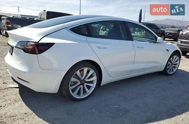 Седан Tesla Model 3 2019 в 