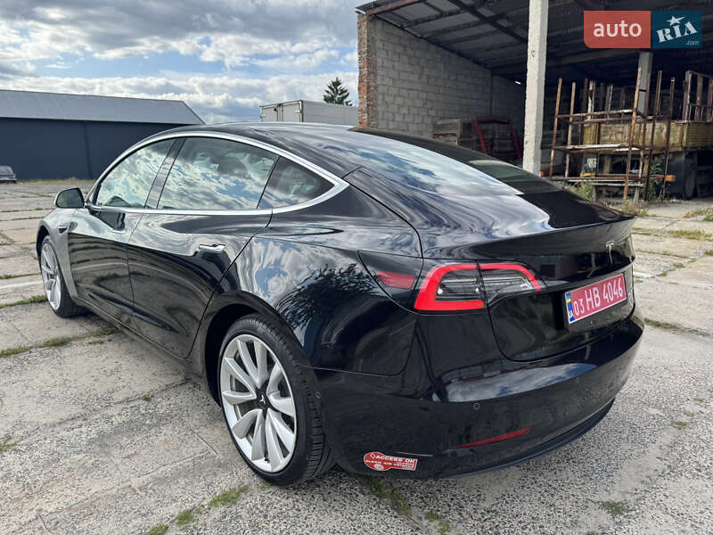 Седан Tesla Model 3 2018 в Владимире фото 14 Седан Tesla Model 3 2018 в Владимире