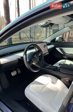 Седан Tesla Model 3 2018 в Вишгороді