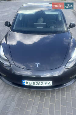 Седан Tesla Model 3 2021 в Виннице