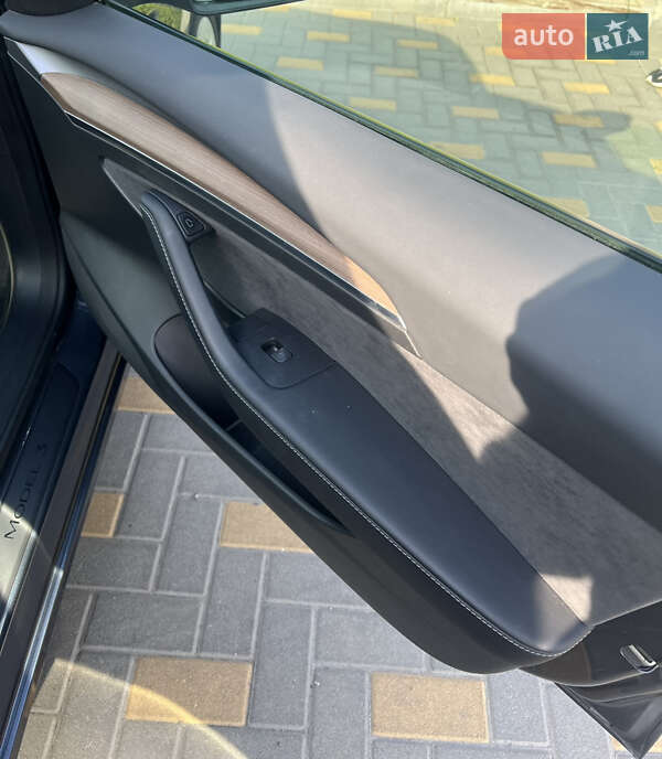 Седан Tesla Model 3 2021 в Виннице фото 12 Седан Tesla Model 3 2021 в Виннице