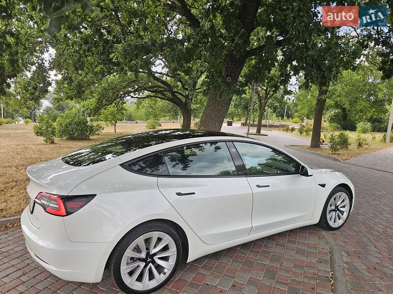 Седан Tesla Model 3 2021 в Кропивницком фото 21 Седан Tesla Model 3 2021 в Кропивницком