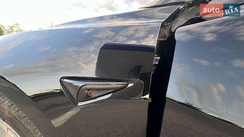Седан Tesla Model 3 2022 в Івано-Франківську