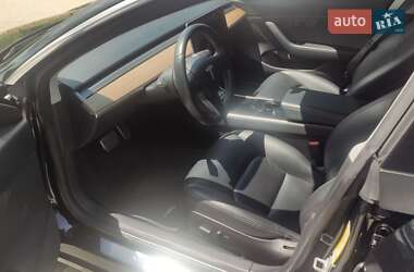 Седан Tesla Model 3 2019 в 