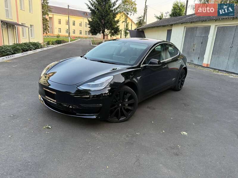 Седан Tesla Model 3 2018 в 
