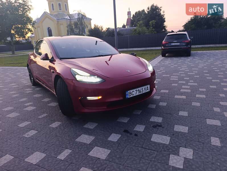 Седан Tesla Model 3 2021 в Львове фото 3 Седан Tesla Model 3 2021 в Львове