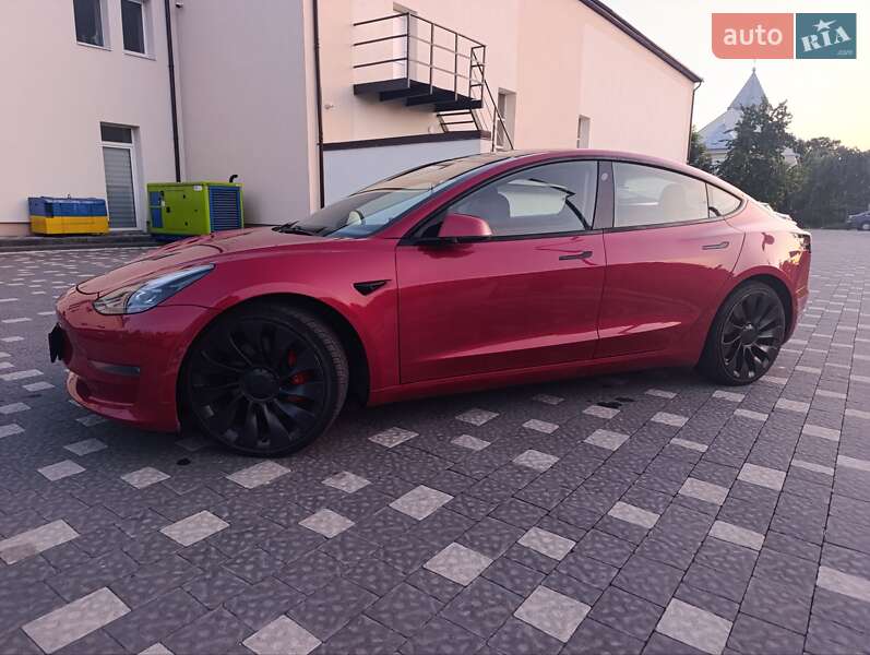 Седан Tesla Model 3 2021 в Львове фото 18 Седан Tesla Model 3 2021 в Львове