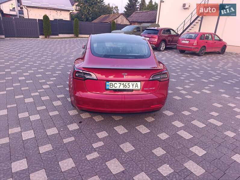 Седан Tesla Model 3 2021 в Львове фото 32 Седан Tesla Model 3 2021 в Львове