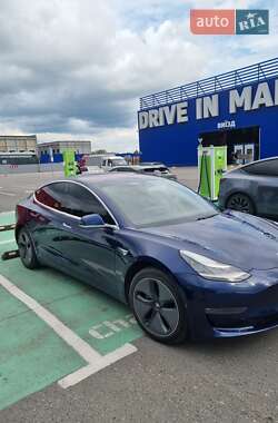 Седан Tesla Model 3 2018 в 