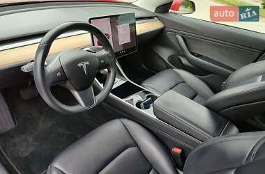 Седан Tesla Model 3 2018 в 