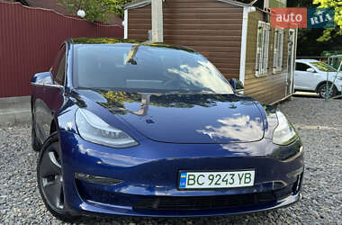 Седан Tesla Model 3 2019 в 