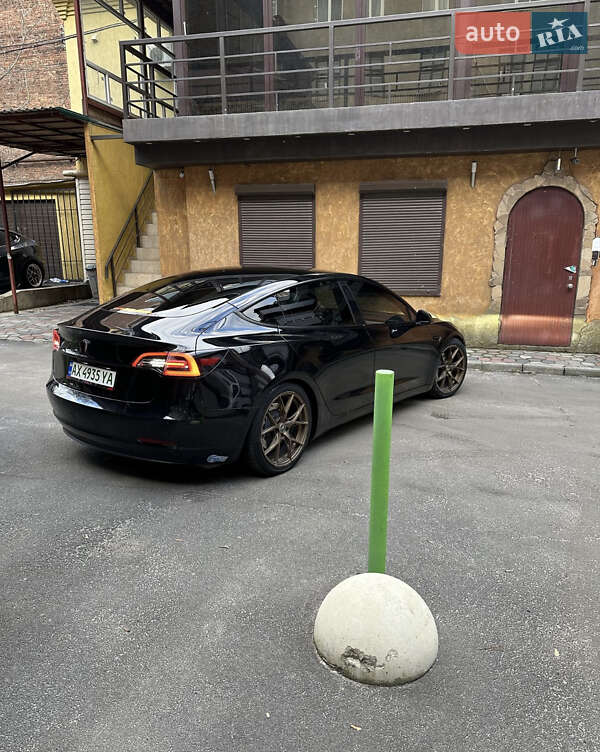 Седан Tesla Model 3 2021 в Харькове фото 4 Седан Tesla Model 3 2021 в Харькове