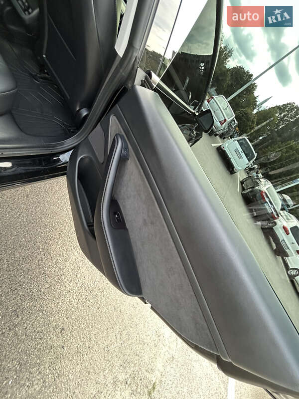 Седан Tesla Model 3 2021 в Днепре