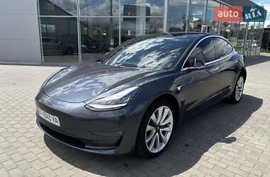 Седан Tesla Model 3 2018 в 