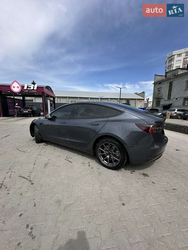 Седан Tesla Model 3 2019 в Львове фото 4 Седан Tesla Model 3 2019 в Львове