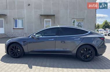 Седан Tesla Model 3 2018 в 