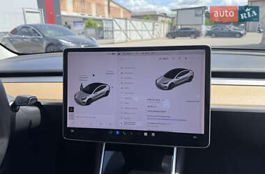Седан Tesla Model 3 2018 в 