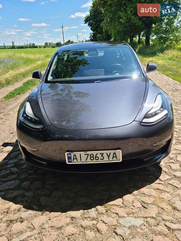Седан Tesla Model 3 2018 в Сквире