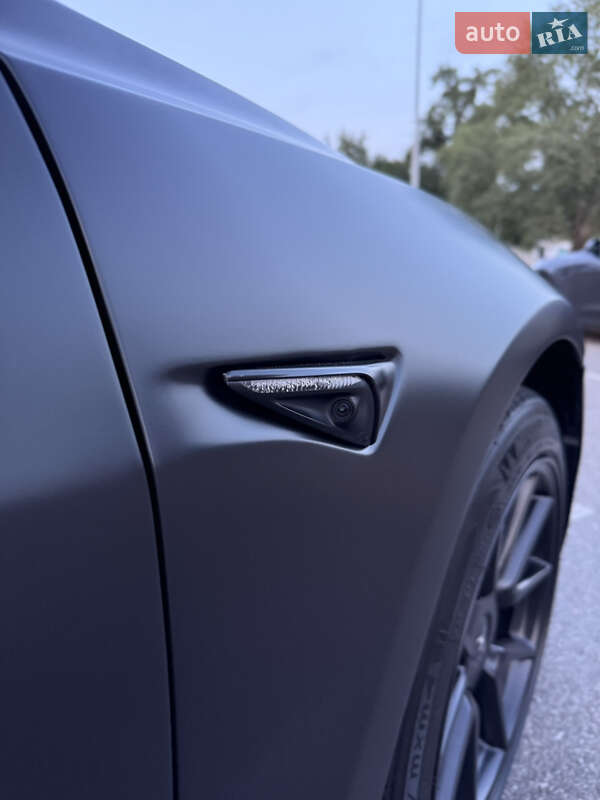 Седан Tesla Model 3 2022 в Києві