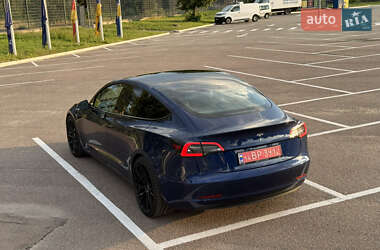 Седан Tesla Model 3 2019 в 