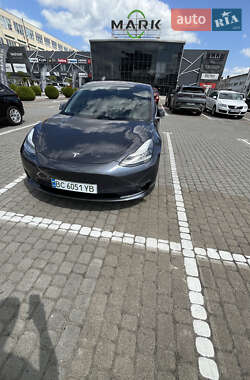 Седан Tesla Model 3 2018 в 