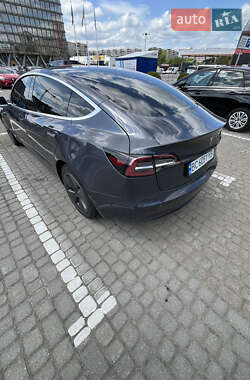 Седан Tesla Model 3 2018 в 