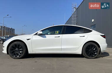 Седан Tesla Model 3 2018 в 