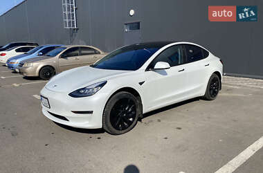 Седан Tesla Model 3 2018 в 