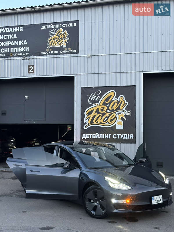 Седан Tesla Model 3 2023 в Белой Церкви