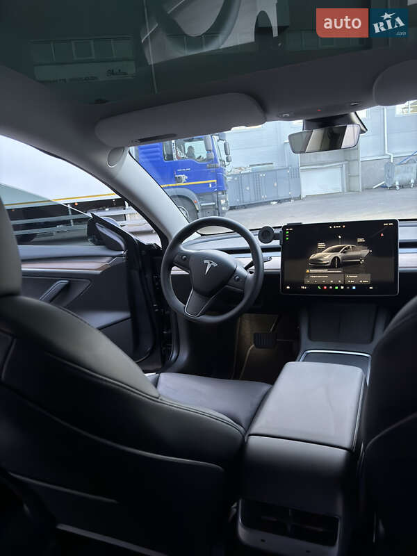 Седан Tesla Model 3 2023 в Белой Церкви
