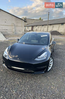 Седан Tesla Model 3 2019 в Луцьку
