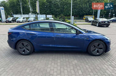 Седан Tesla Model 3 2020 в 