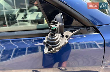 Седан Tesla Model 3 2020 в 