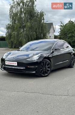 Седан Tesla Model 3 2018 в Білогородці