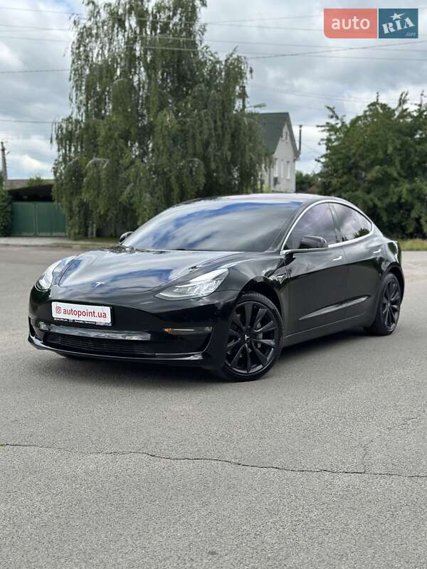 Tesla Model 3 2018