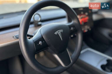 Седан Tesla Model 3 2022 в Києві
