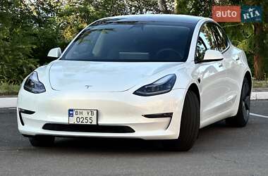 Седан Tesla Model 3 2021 в Одессе