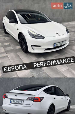Седан Tesla Model 3 2022 в Києві