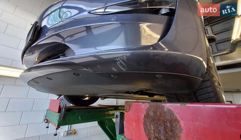 Седан Tesla Model 3 2022 в Тернополі