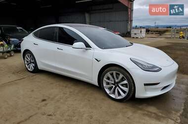 Седан Tesla Model 3 2018 в 