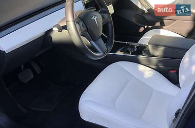 Седан Tesla Model 3 2018 в 