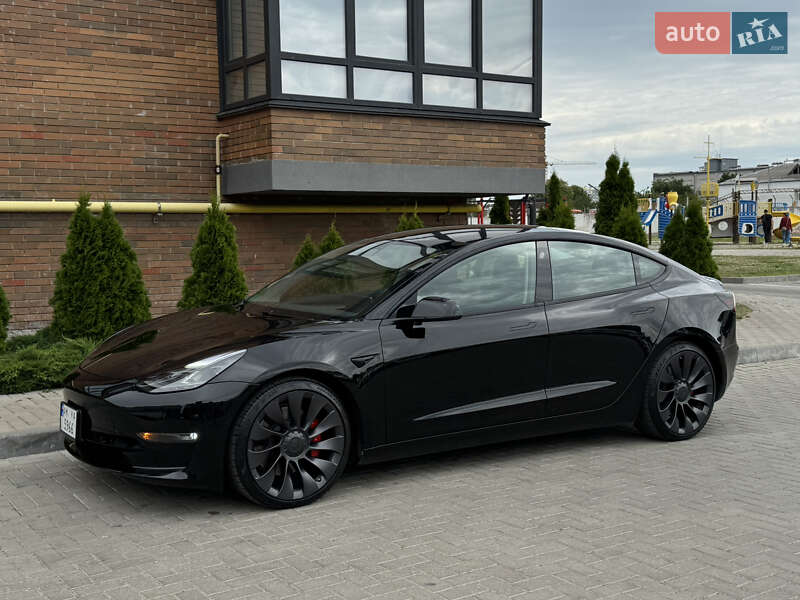 Tesla Model 3 2021