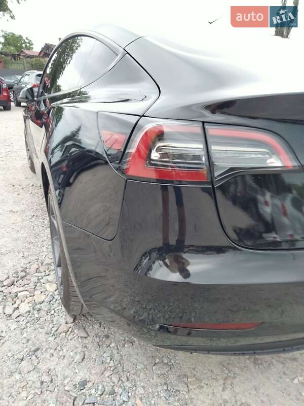 Седан Tesla Model 3 2023 в Белой Церкви