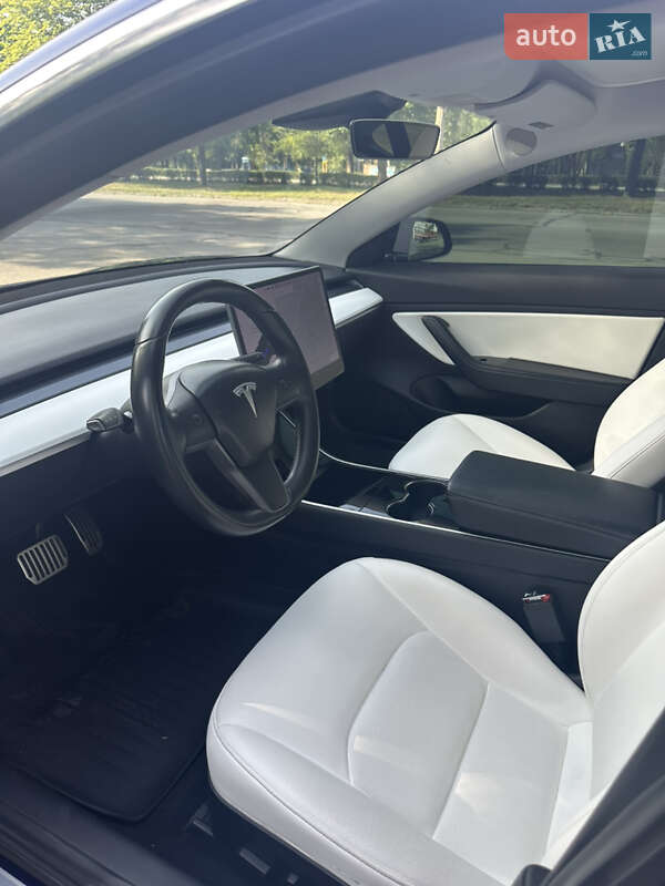 Седан Tesla Model 3 2018 в Одесі фото 5 Седан Tesla Model 3 2018 в Одесі