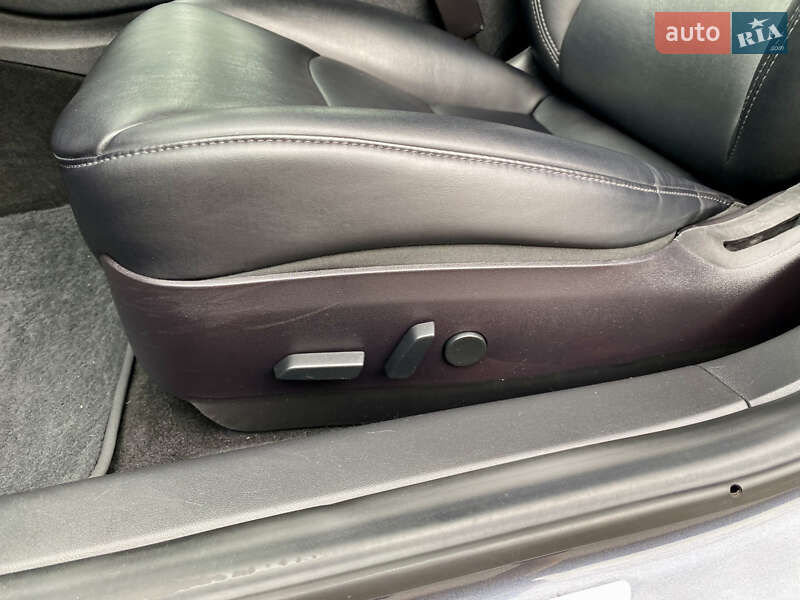 Седан Tesla Model 3 2018 в Хмельницком